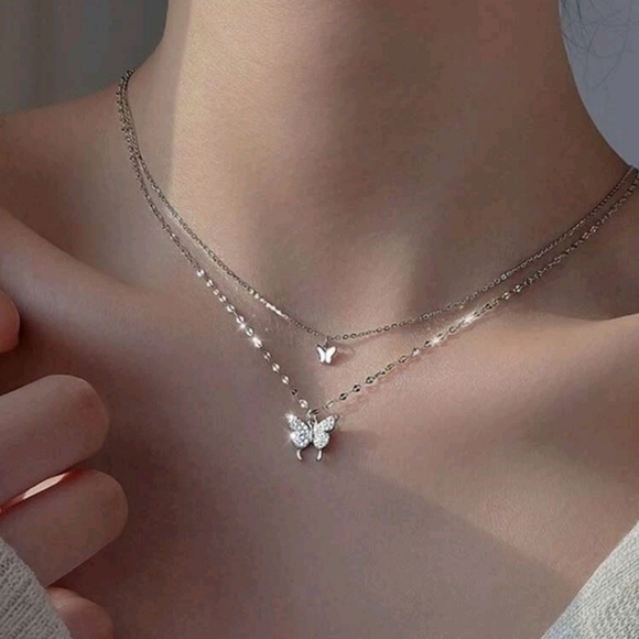 Silver color Rhinestone‎ minimalist Butterfly Pendant Layered Necklace for women - Picture 1 of 3
